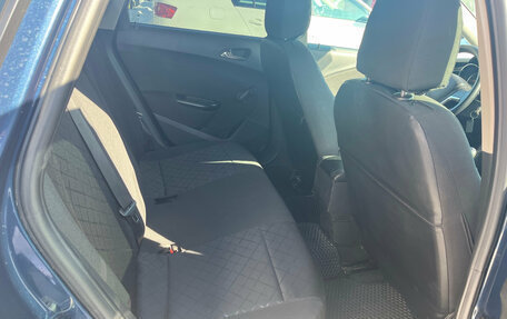 Opel Astra J, 2011 год, 610 000 рублей, 16 фотография