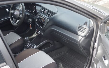 KIA Rio III рестайлинг, 2012 год, 500 000 рублей, 14 фотография