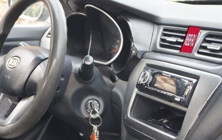 KIA Rio III рестайлинг, 2012 год, 500 000 рублей, 15 фотография