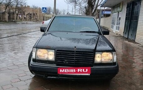 Mercedes-Benz W124, 1990 год, 330 000 рублей, 9 фотография