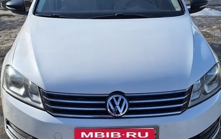 Volkswagen Passat B7, 2011 год, 850 000 рублей, 6 фотография