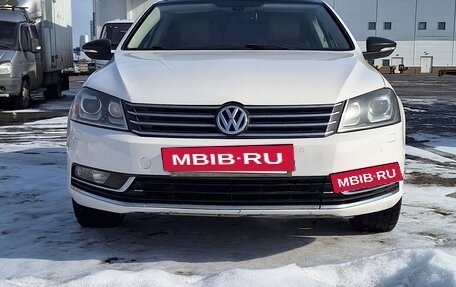 Volkswagen Passat B7, 2011 год, 850 000 рублей, 12 фотография