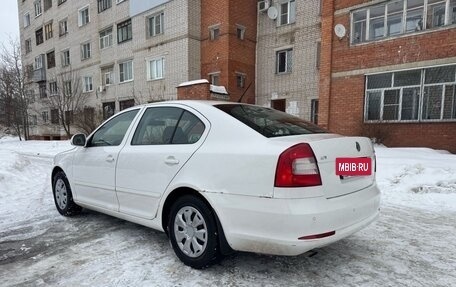 Skoda Octavia, 2011 год, 575 000 рублей, 3 фотография