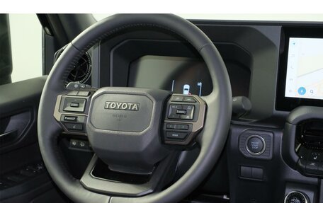 Toyota Land Cruiser Prado, 2025 год, 12 400 000 рублей, 27 фотография