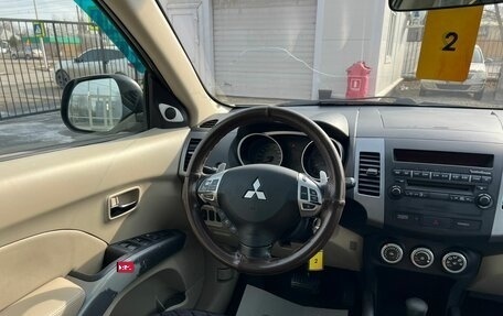 Mitsubishi Outlander III рестайлинг 3, 2008 год, 1 299 999 рублей, 17 фотография