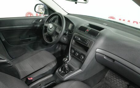 Skoda Octavia, 2011 год, 785 000 рублей, 10 фотография