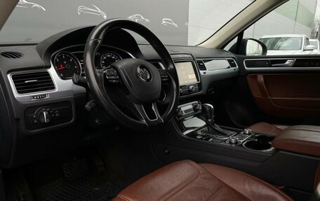 Volkswagen Touareg III, 2015 год, 2 586 700 рублей, 5 фотография