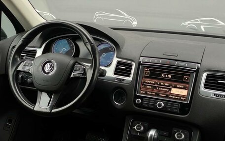 Volkswagen Touareg III, 2015 год, 2 586 700 рублей, 20 фотография