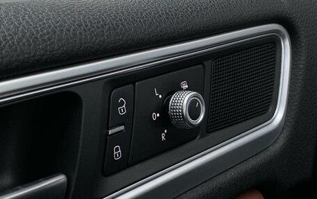 Volkswagen Touareg III, 2015 год, 2 586 700 рублей, 26 фотография