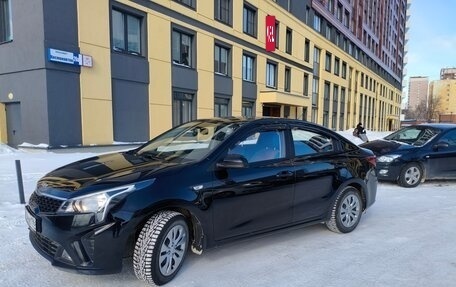 KIA Rio IV, 2022 год, 1 750 000 рублей, 2 фотография
