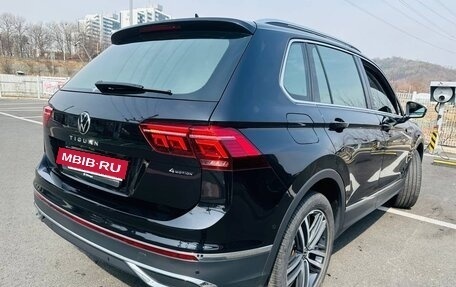 Volkswagen Tiguan II, 2021 год, 3 400 000 рублей, 7 фотография