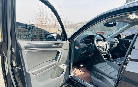 Volkswagen Tiguan II, 2021 год, 3 400 000 рублей, 10 фотография