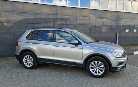 Volkswagen Tiguan II, 2020 год, 2 155 000 рублей, 4 фотография