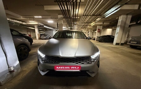 KIA K5, 2022 год, 2 750 000 рублей, 2 фотография