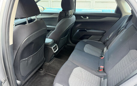 KIA K5, 2022 год, 2 750 000 рублей, 11 фотография