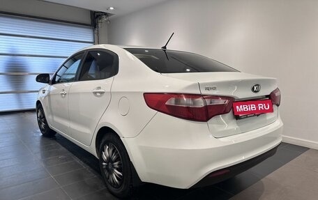 KIA Rio III рестайлинг, 2013 год, 599 000 рублей, 2 фотография