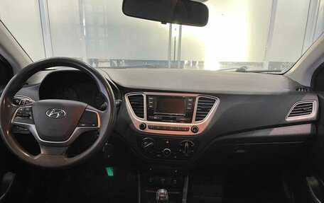 Hyundai Solaris II рестайлинг, 2019 год, 1 044 000 рублей, 5 фотография