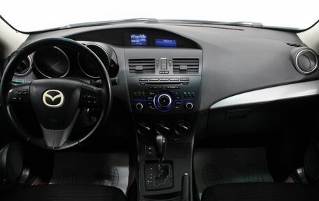 Mazda 3, 2012 год, 900 000 рублей, 13 фотография