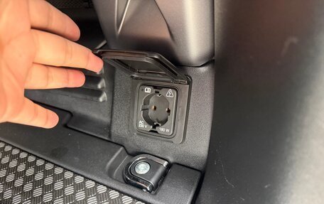 Land Rover Defender II, 2020 год, 4 350 000 рублей, 23 фотография