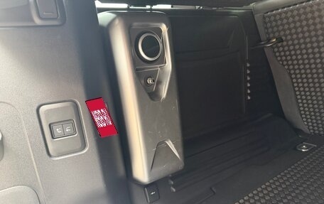 Land Rover Defender II, 2020 год, 4 350 000 рублей, 24 фотография