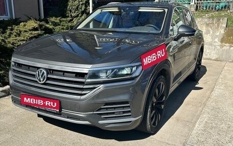 Volkswagen Touareg III, 2020 год, 5 500 000 рублей, 1 фотография