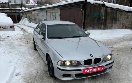 BMW 5 серия, 2002 год, 900 000 рублей, 1 фотография