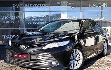 Toyota Camry, 2019 год, 2 750 000 рублей, 1 фотография