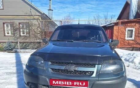 Chevrolet Niva I рестайлинг, 2011 год, 4 фотография