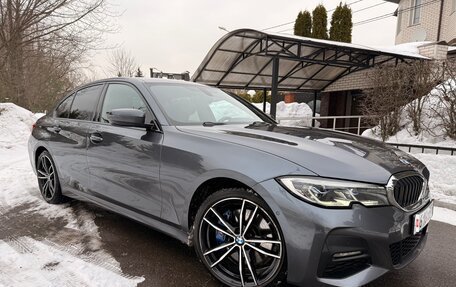 BMW 3 серия, 2019 год, 3 900 000 рублей, 4 фотография