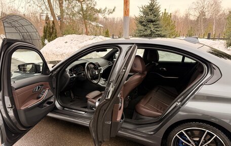 BMW 3 серия, 2019 год, 3 900 000 рублей, 14 фотография