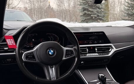 BMW 3 серия, 2019 год, 3 900 000 рублей, 18 фотография