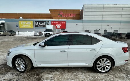 Skoda Superb III рестайлинг, 2015 год, 1 670 000 рублей, 3 фотография