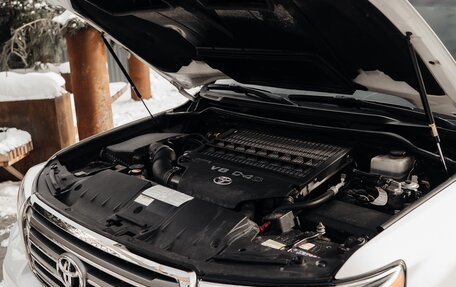 Toyota Land Cruiser 200, 2014 год, 4 750 000 рублей, 6 фотография