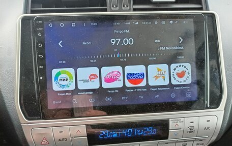 Toyota Land Cruiser Prado 150 рестайлинг 2, 2017 год, 5 599 000 рублей, 9 фотография