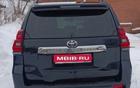 Toyota Land Cruiser Prado 150 рестайлинг 2, 2017 год, 5 599 000 рублей, 7 фотография