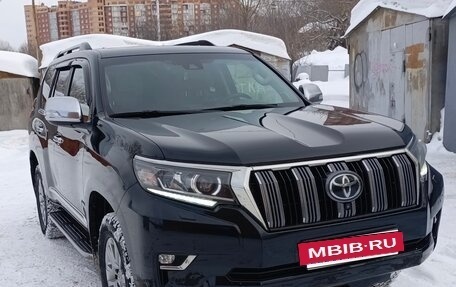 Toyota Land Cruiser Prado 150 рестайлинг 2, 2017 год, 5 599 000 рублей, 2 фотография