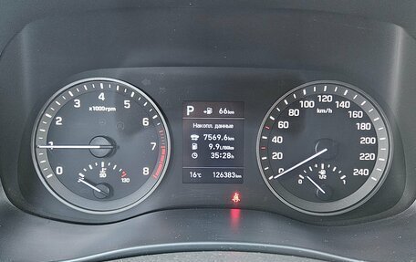 Hyundai Tucson III, 2020 год, 2 450 000 рублей, 12 фотография