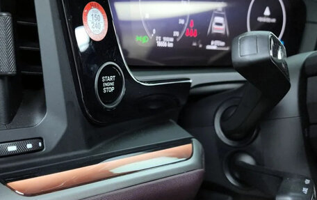 Porsche Cayenne III, 2024 год, 15 320 000 рублей, 16 фотография