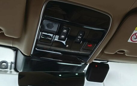 Land Rover Range Rover IV рестайлинг, 2024 год, 23 890 000 рублей, 16 фотография