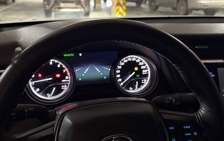 Toyota Camry, 2020 год, 3 350 000 рублей, 6 фотография