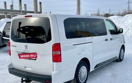 Peugeot Traveller I, 2021 год, 2 648 000 рублей, 3 фотография