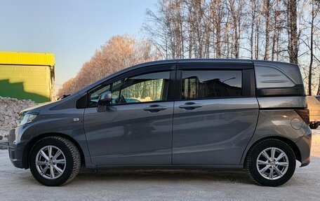 Honda Freed I, 2010 год, 820 000 рублей, 5 фотография