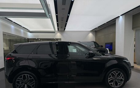 Land Rover Range Rover Evoque II, 2025 год, 6 650 000 рублей, 4 фотография