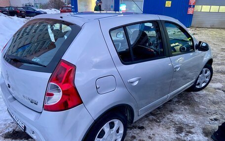 Renault Sandero I, 2013 год, 850 000 рублей, 4 фотография