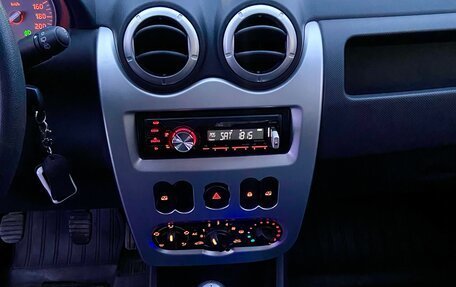 Renault Sandero I, 2013 год, 850 000 рублей, 10 фотография