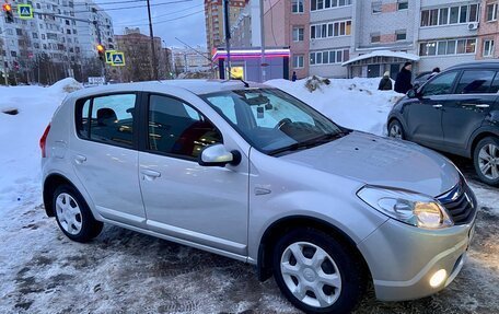 Renault Sandero I, 2013 год, 850 000 рублей, 14 фотография