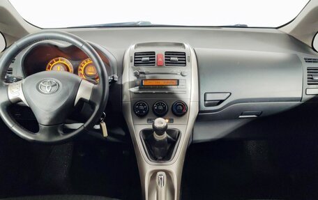 Toyota Auris II, 2007 год, 570 000 рублей, 10 фотография