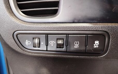 KIA Rio IV, 2017 год, 1 305 000 рублей, 18 фотография