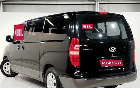 Hyundai H-1 II рестайлинг, 2008 год, 1 220 000 рублей, 7 фотография