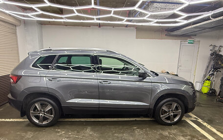 Skoda Karoq I, 2020 год, 2 330 000 рублей, 2 фотография